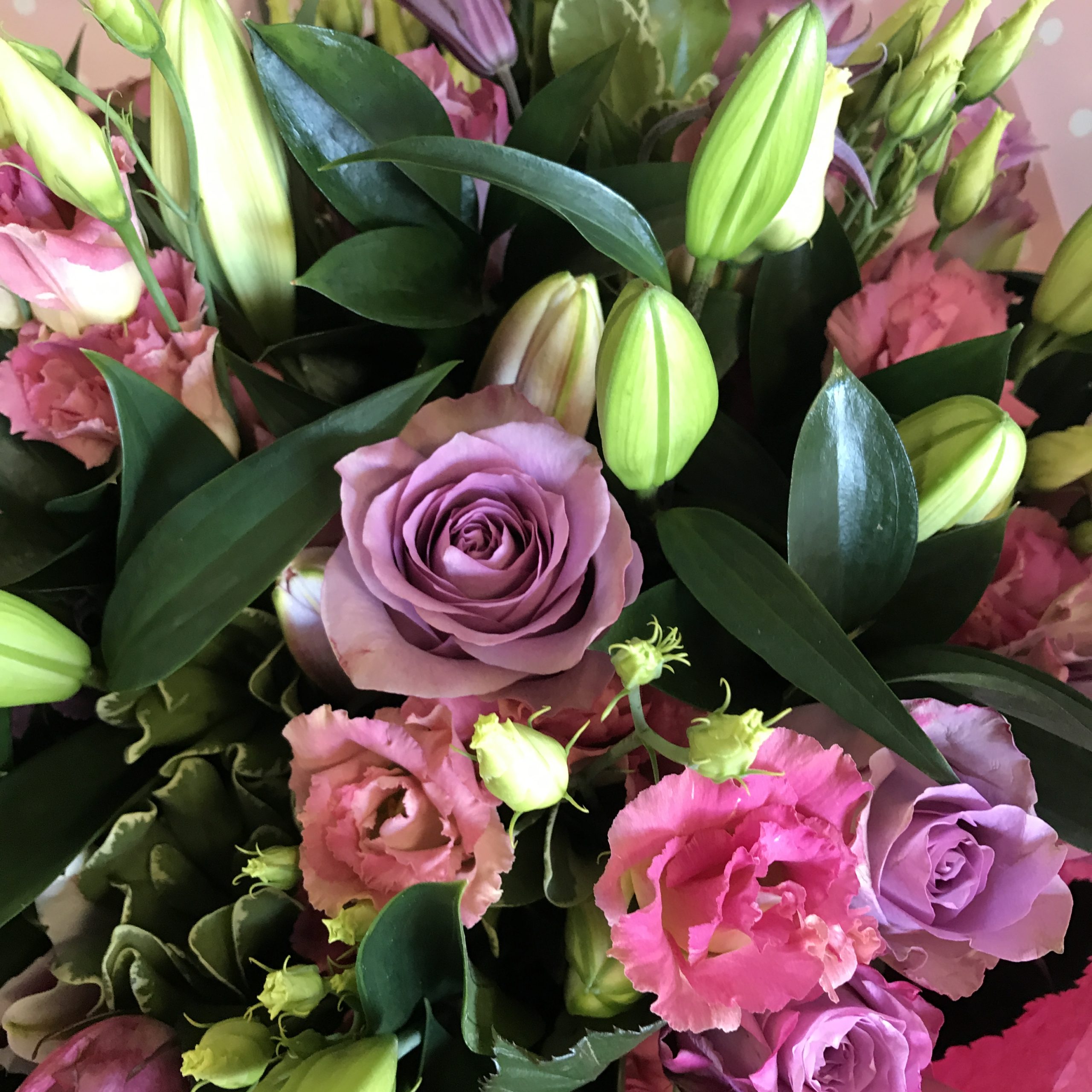 Lily & Rose – Hannah Burnett Florist