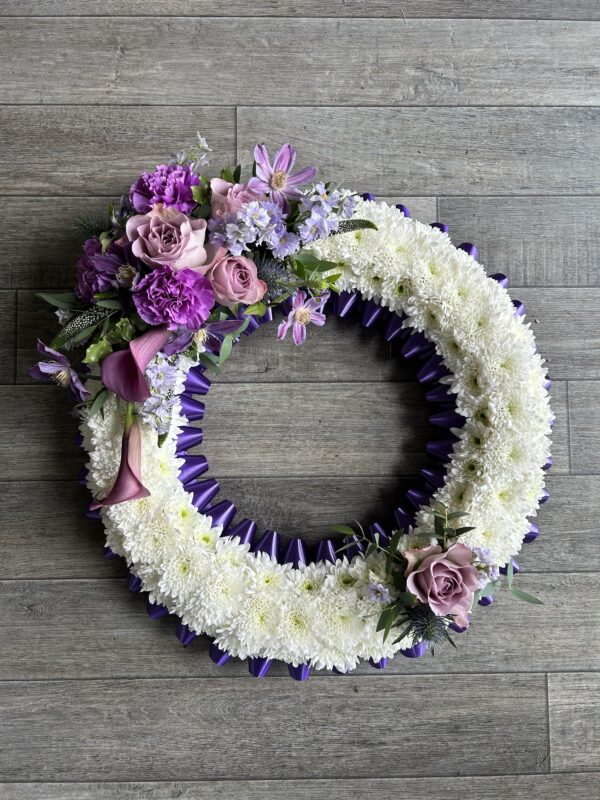 Based Wreath Ring