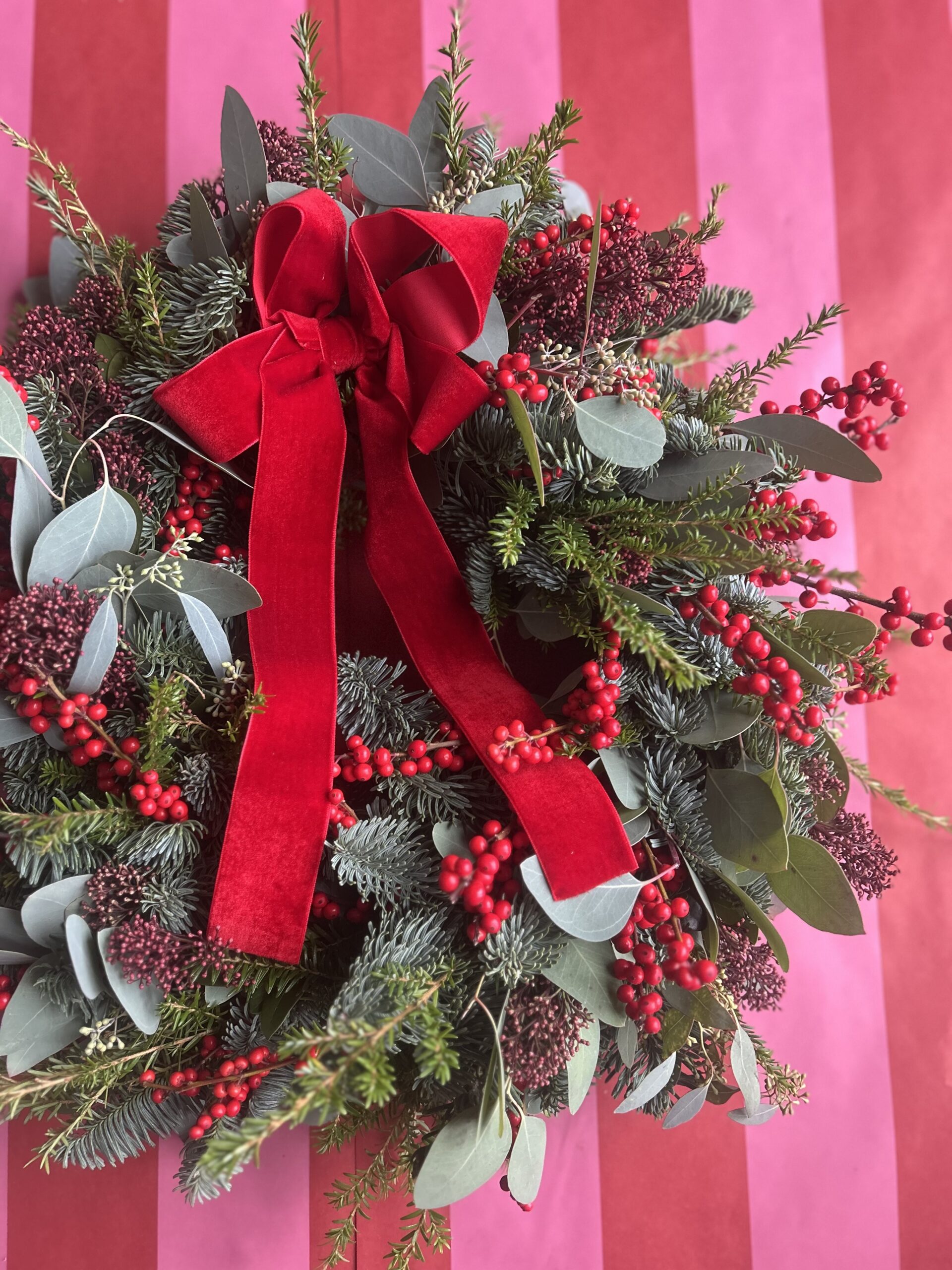 Very Berry Christmas Wreath - Image 3