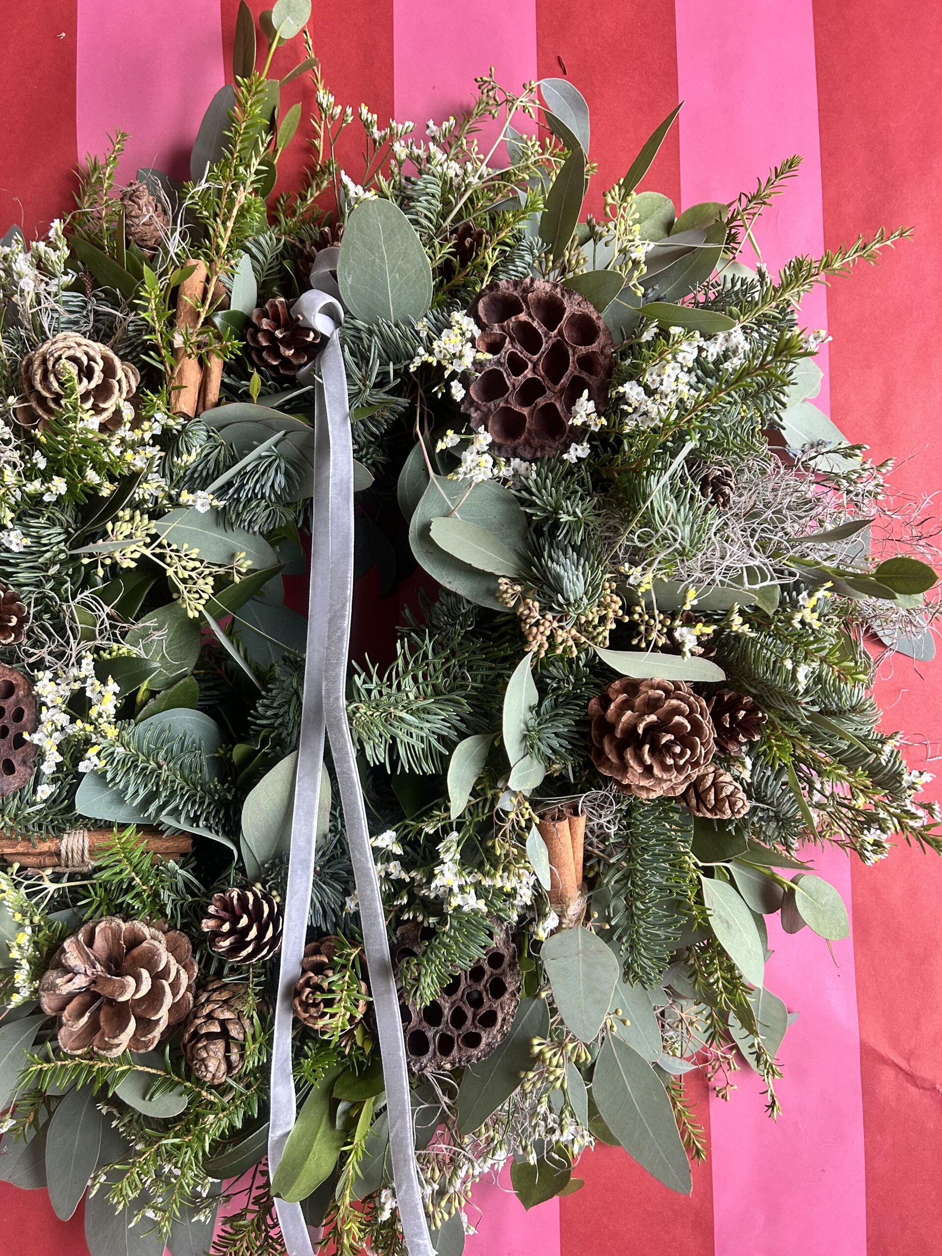 Winter Whisper Christmas Wreath - Image 2
