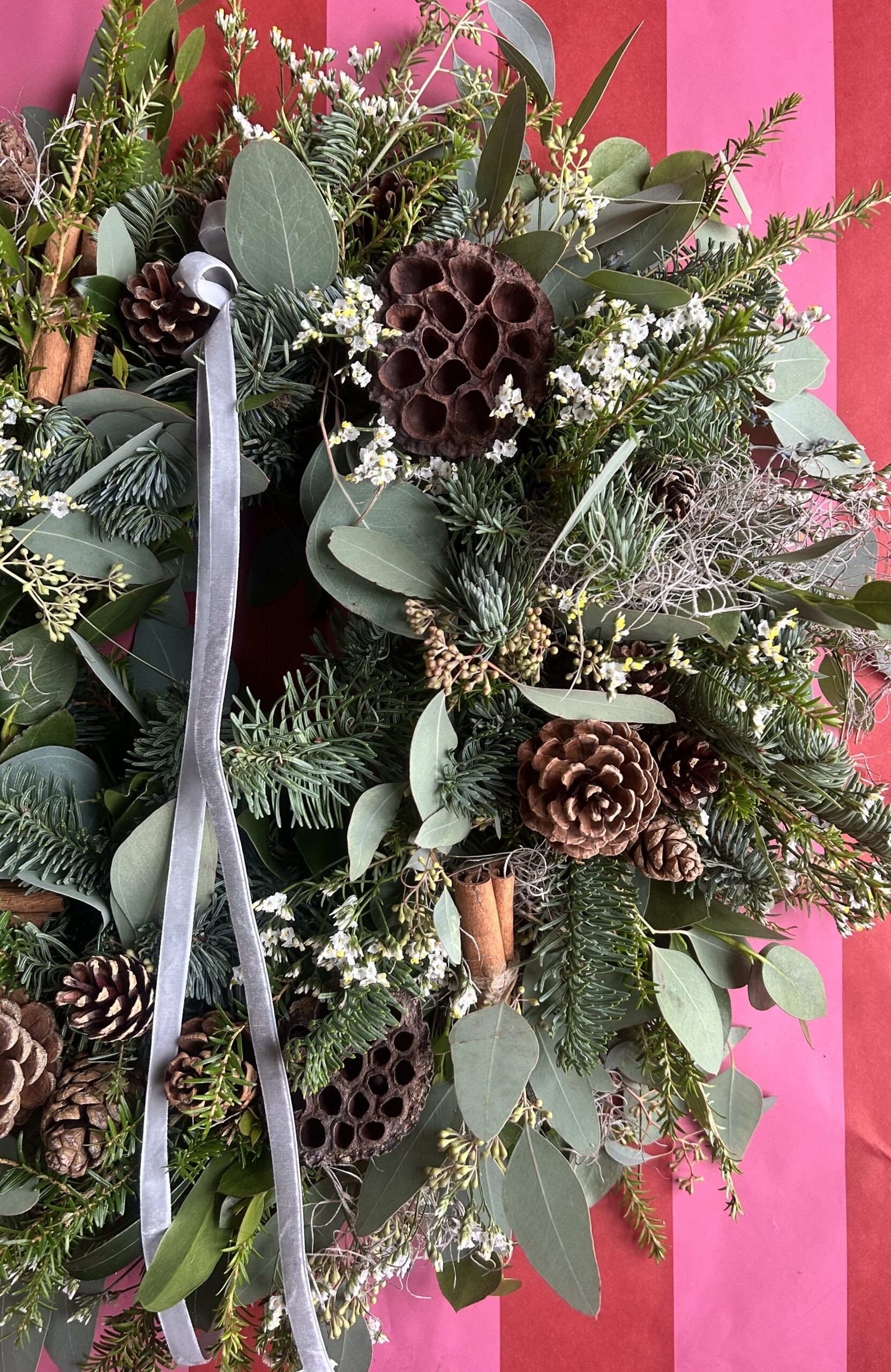 Winter Whisper Christmas Wreath - Image 4